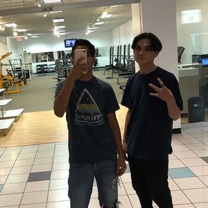 Meet your Posher, Issac